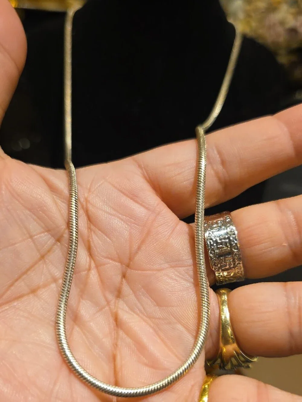 Unbranded Gold Tone Snake Chain Necklace - Classic Everyday Style